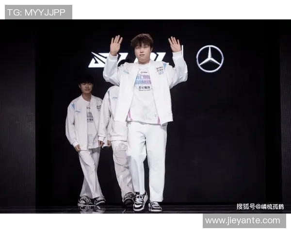 冠军杯特别报道IG战队S15赛季的拼搏历程与荣耀时刻回顾 冠军杯特别报道IG战队S15赛季的拼搏历程与荣耀时刻回顾