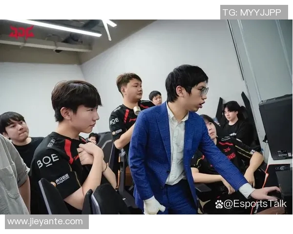 esports最新数据王者荣耀热点分析JDG战队在比赛中的控制策略与表现解析